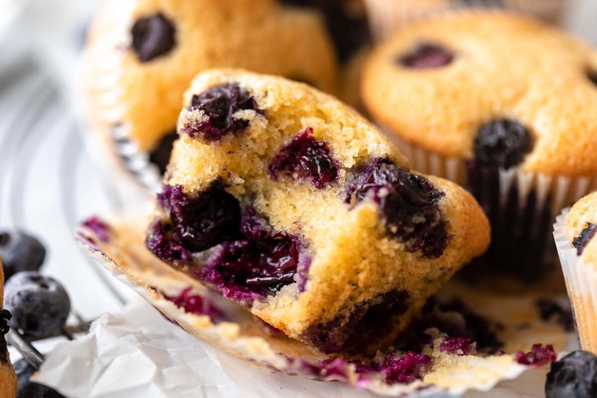 almond-flour-blueberry-muffins-recipe