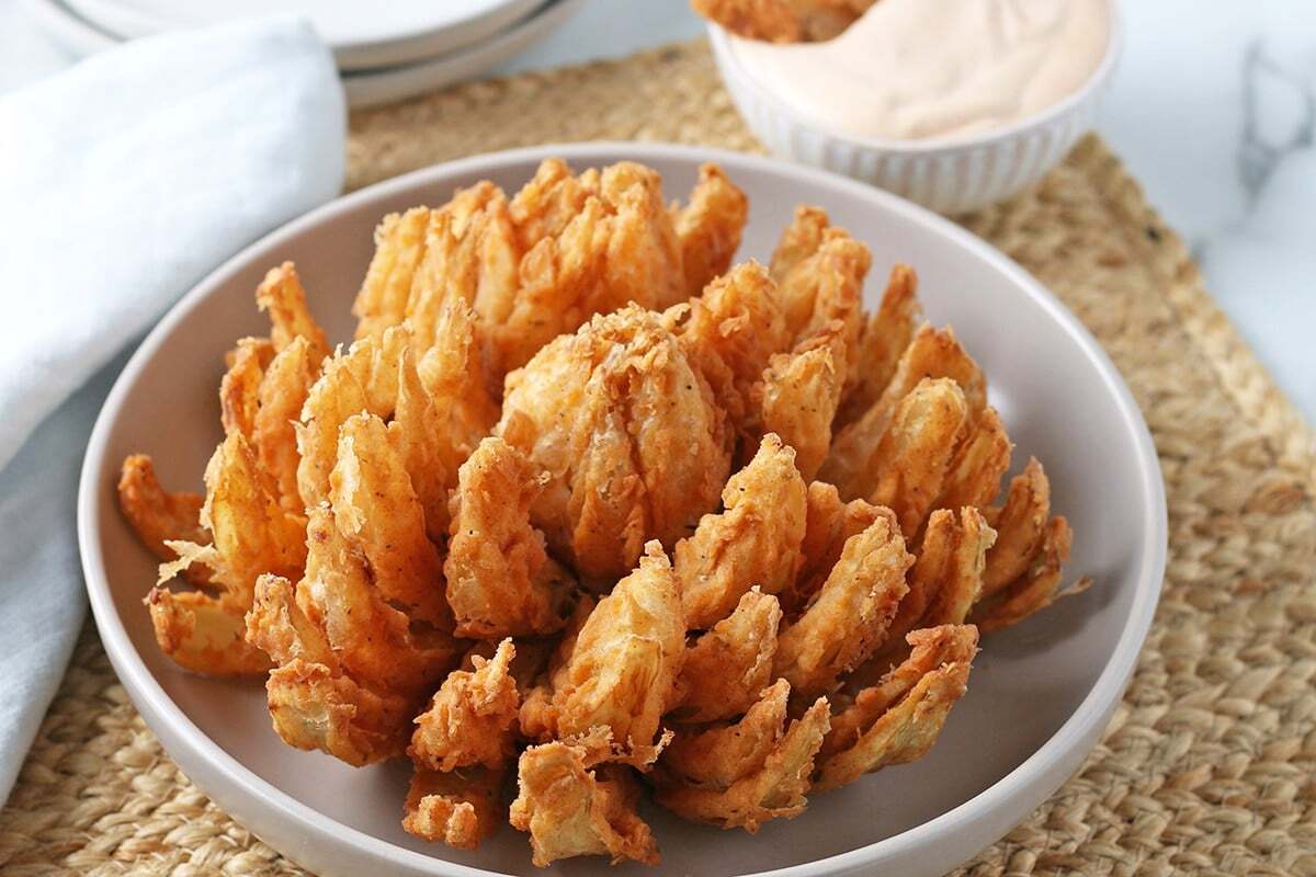 blooming-onion-recipe