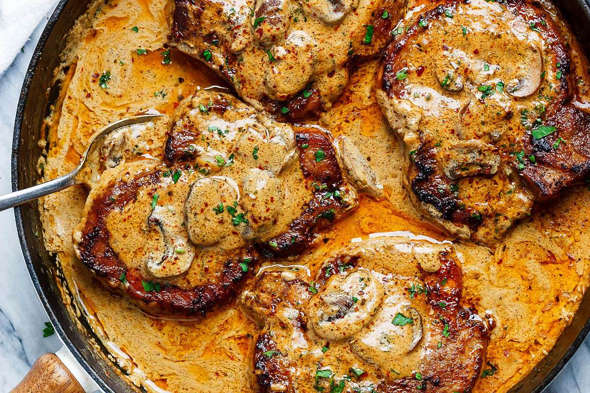 pork-chops-in-garlic-mushroom-sauce-recipe