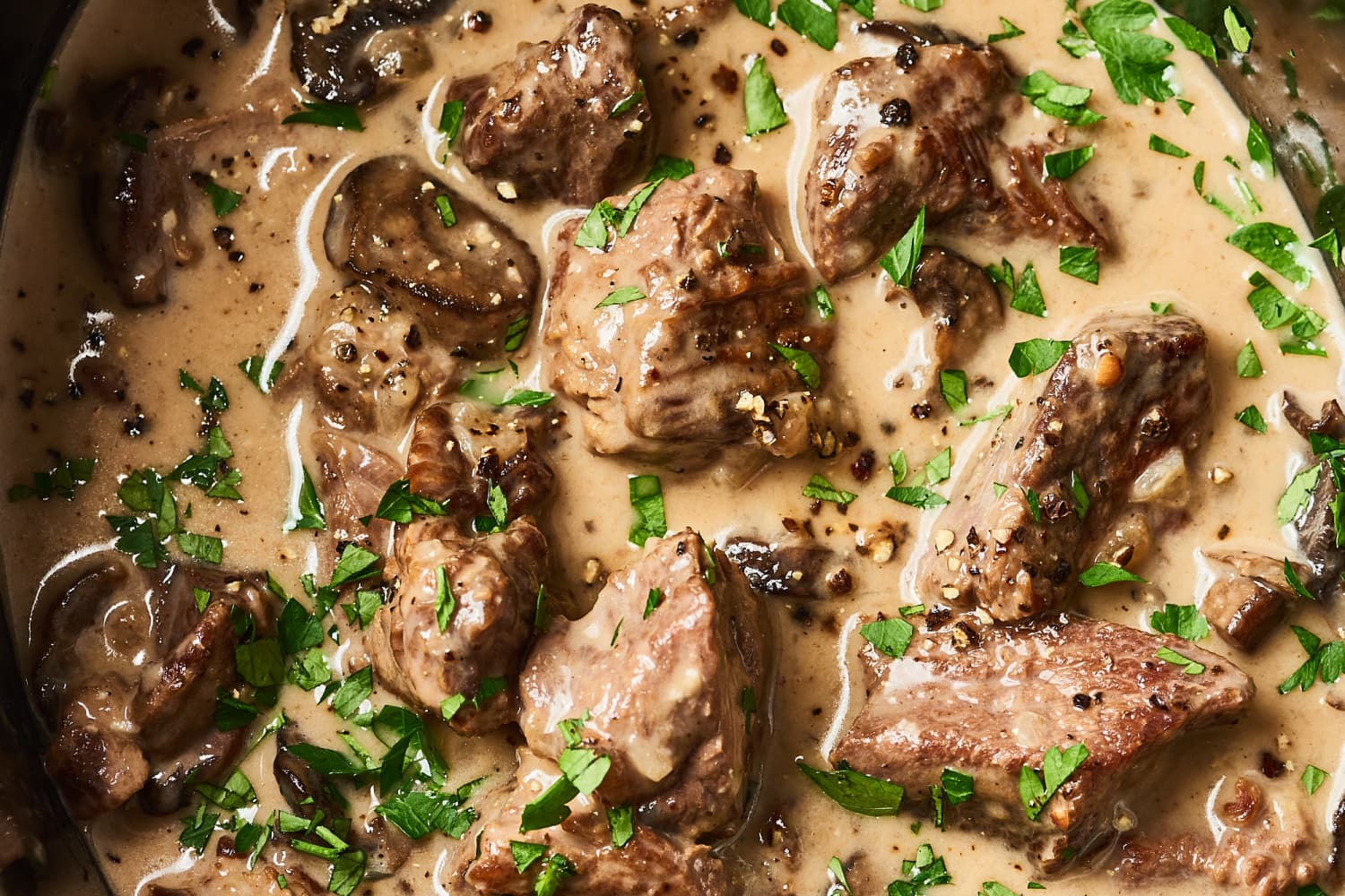 slow-cooker-beef-stroganoff-recipe